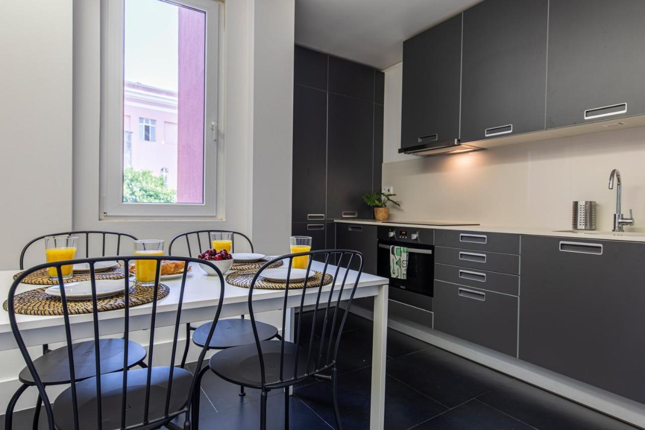 32 -Lovely 2 Bedroom Apt In Principe Real Lisboa Exterior foto